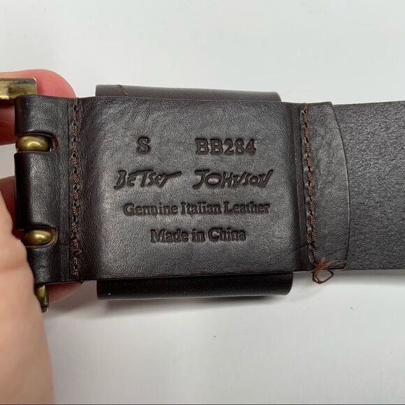 Betsy Johnson leather embellished belt. - Picture 7 of 8